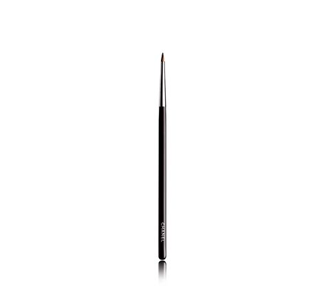 chanel brush 25|Chanel ultra fine eyeliner brush.